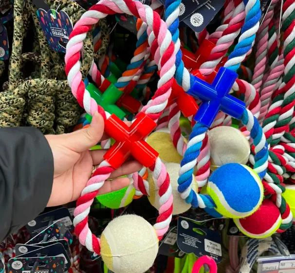 JUGUETE MORDEDOR PARA PERRO CON CUERDA Y PELOTA DE 30 CM - 2