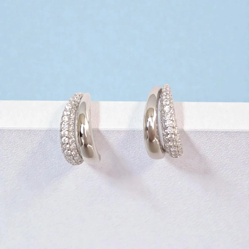 AROS DE PLATA 925 CON BAÑO DE RODIO Y ZIRCONIAS BLANCAS - 2