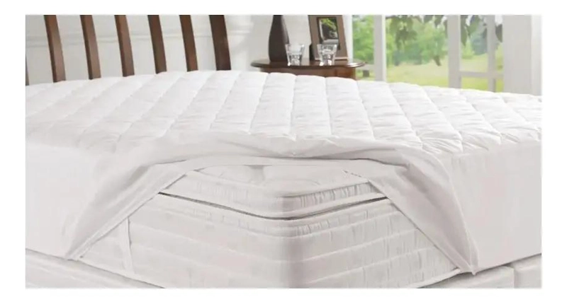 CUBRECOLCHON IMPERMEABLE BLANCO CON DISEÑO RAYADO PARA CAMA KING - 6