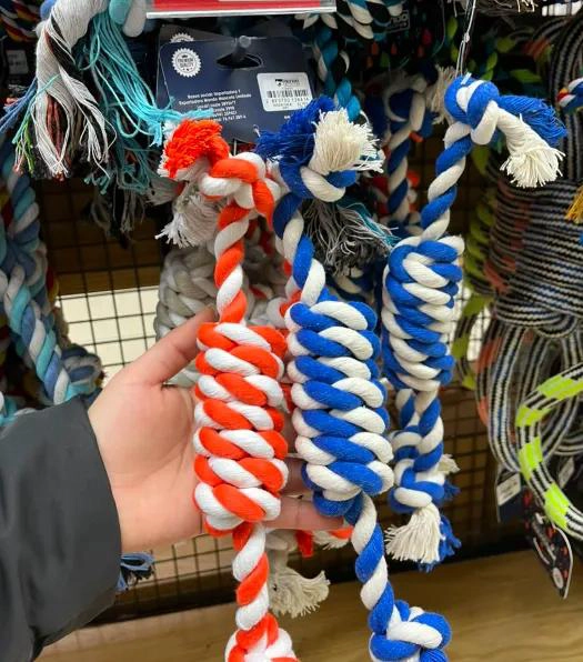 MORDEDOR DE CUERDA PARA PERROS DE 51 CM CON NUDOS - 2