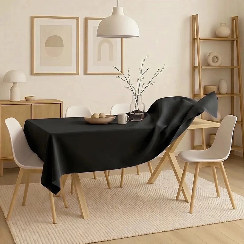 MANTEL ANTIMANCHAS NEGRO DE POLIE STER PARA MESA DE 220 X 140 CM - 1
