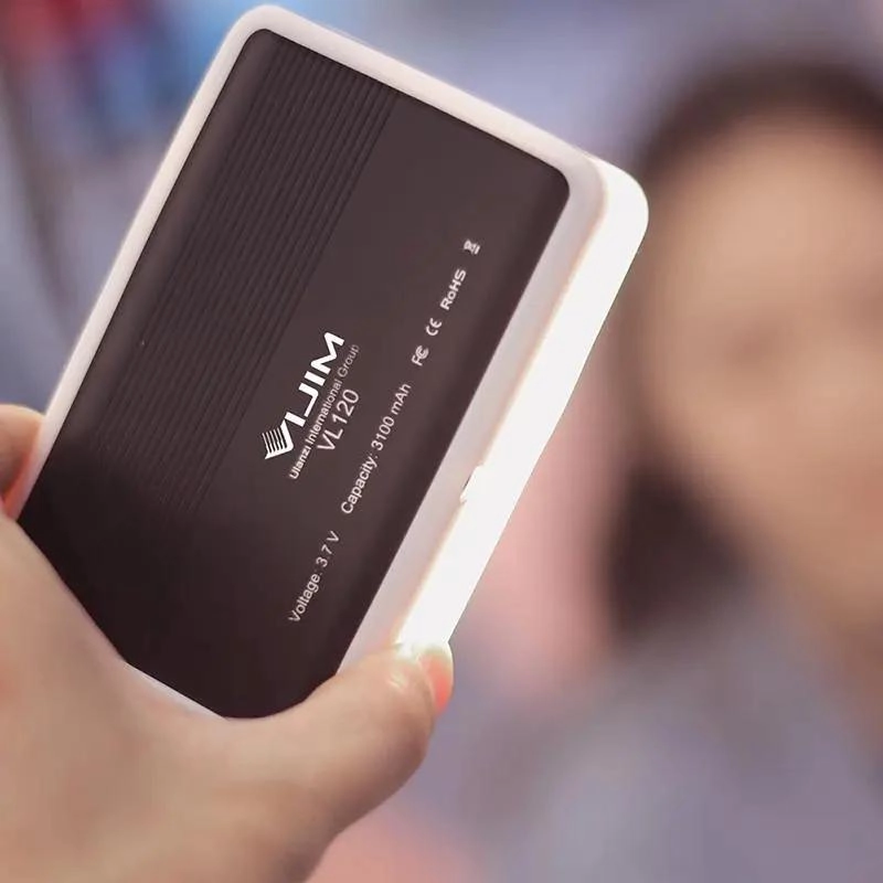 LAMPARA LED COMPACTA CON DIFUSOR Y EFECTOS DE LUZ - 6