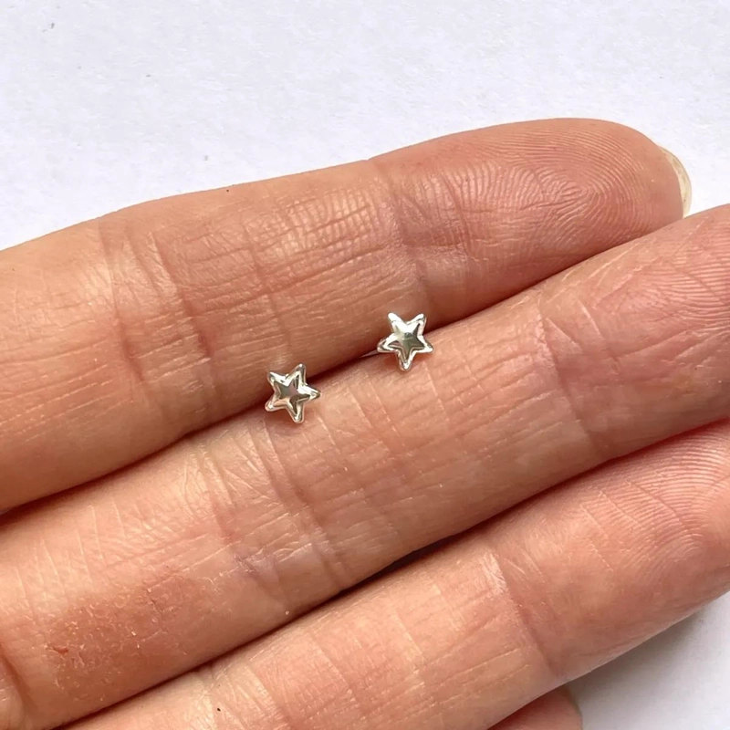 AROS DE ESTRELLA MINI EN PLATA FINA PARA PERFORACIONES - 3