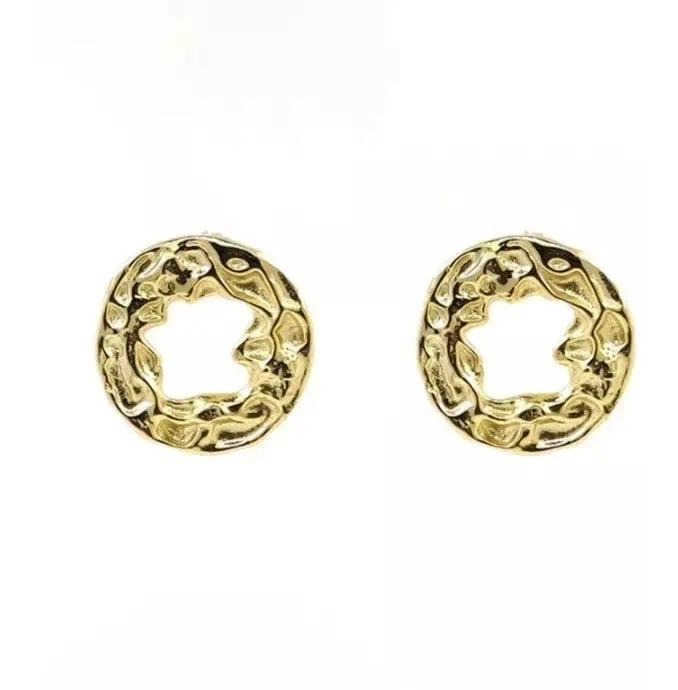 AROS DE PLATA S925 CON BAÑO DE ORO Y DISEÑO IRREGULAR - 1