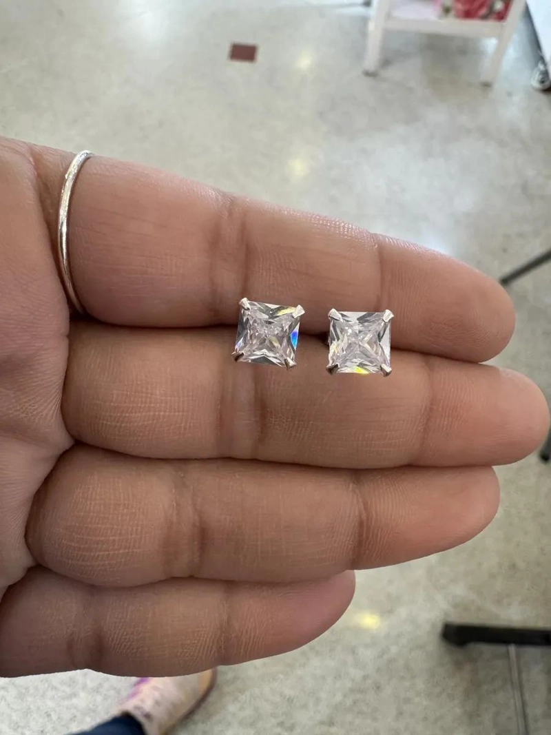 AROS CUADRADOS DE CIRCON BLANCO EN PLATA ITALIANA 925 - 4