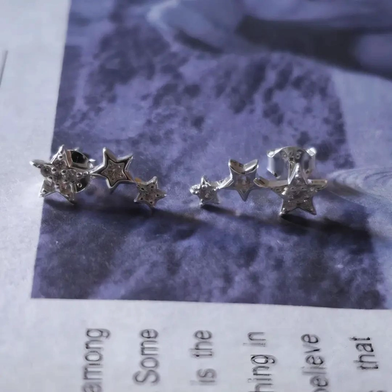 AROS DE PLATA 925 CON DISEÑO DE TRES ESTRELLAS JUNTAS DE 2 CM - 7