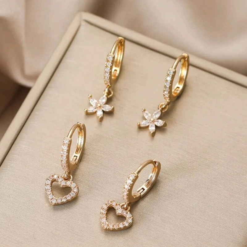 SET DE AROS ELEGANTES CON CIRCONES EN BAÑO DE ORO 18K - 3