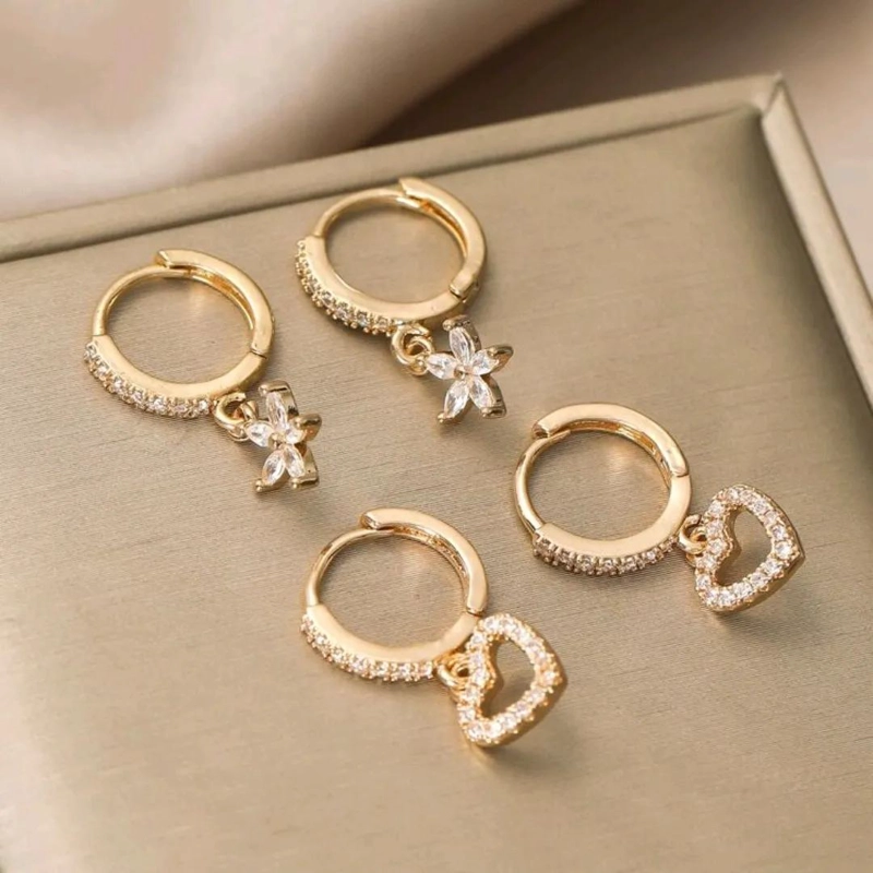 SET DE AROS ELEGANTES CON CIRCONES EN BAÑO DE ORO 18K - 4