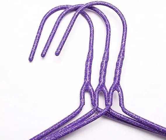 SET DE 10 COLGADORES ANTIDESLIZANTES PARA ROPA - 5