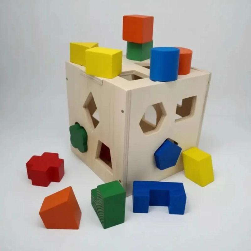 CUBO DE MADERA PARA ENCAJE CON FIGURAS GEOME TRICAS - 9