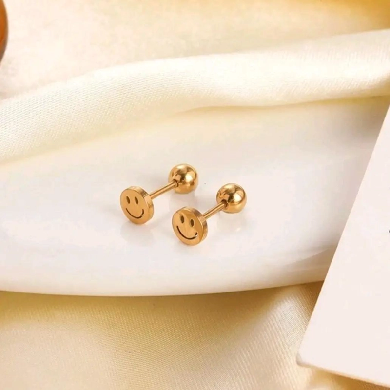 AROS CARITA FELIZ PARA NIÑAS CON TOPE TORNILLO EN ORO 18K - 3