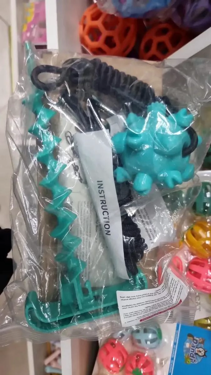 KIT DE ESTACA Y JUGUETE INTERACTIVO PARA PERROS - 3