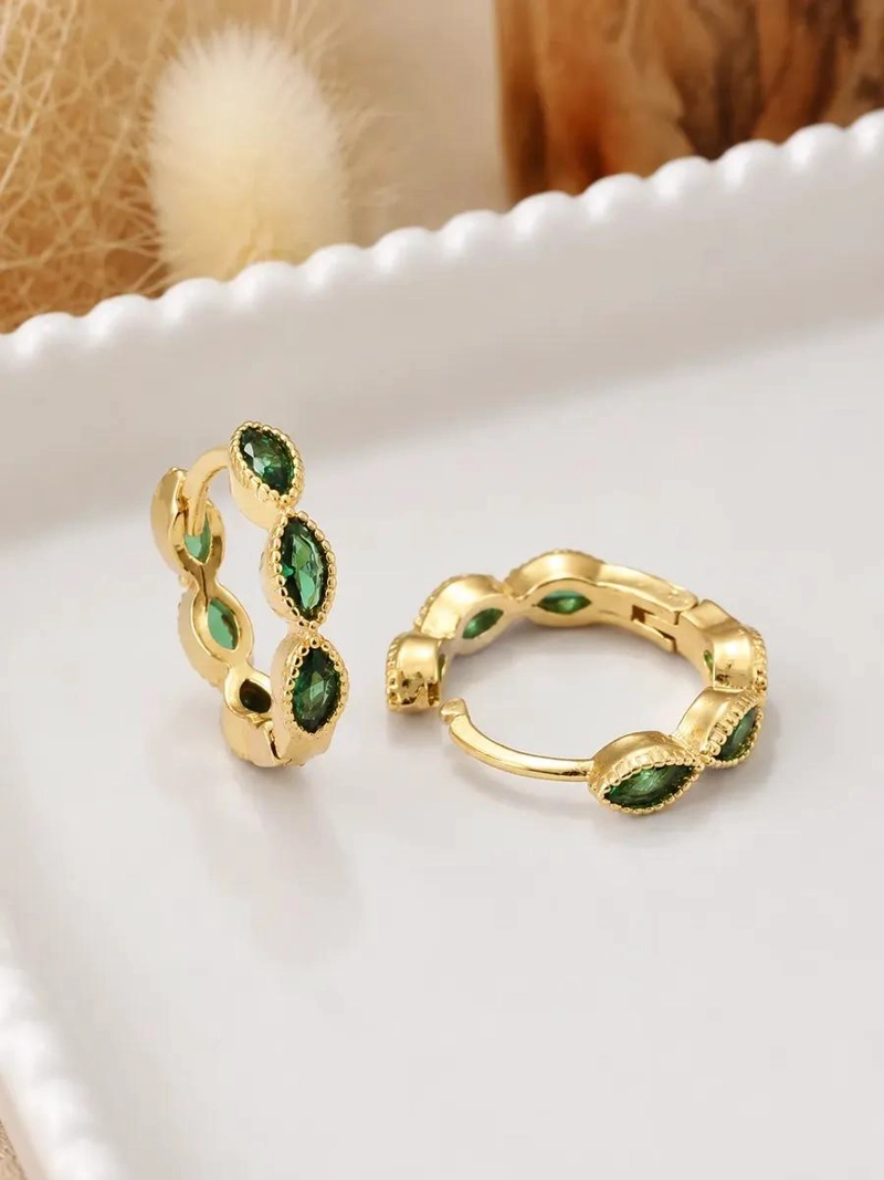 ARGOLLAS DE BAÑO DE ORO NEGRO CON ESMERALDA PARA MUJER - 1
