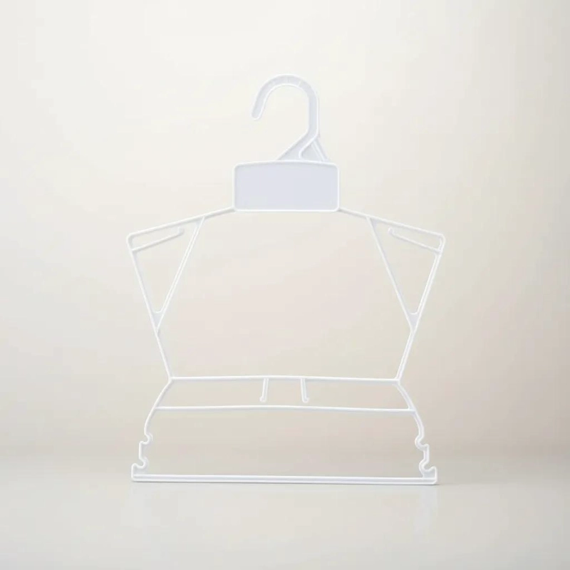 PACK DE 10 COLGADORES DE PLASTICO PARA ROPA INFANTIL 25X22CM - 1