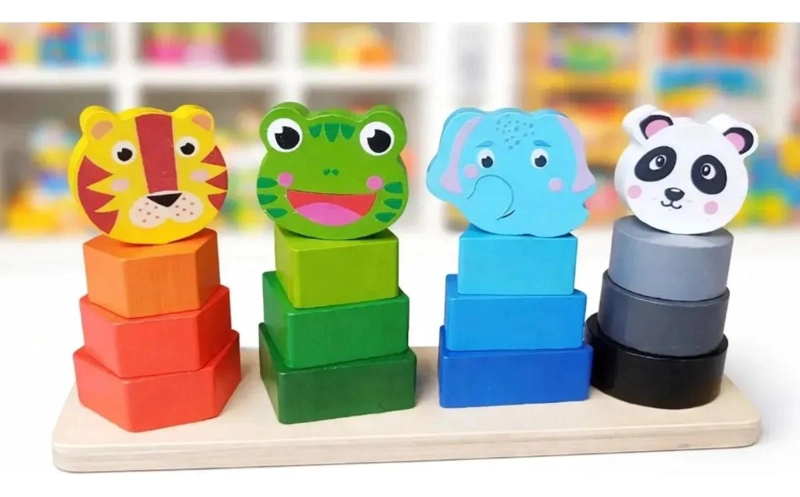 JUGUETE DIDACTICO APILABLE DE MADERA CON ANIMALES Y FORMAS - 3