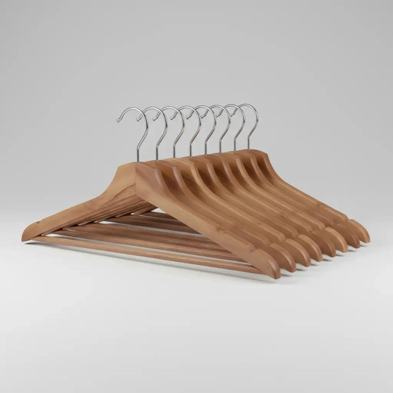 SET DE 8 COLGADORES DE MADERA PARA ROPA ELEGANTES Y RESISTENTES - 1