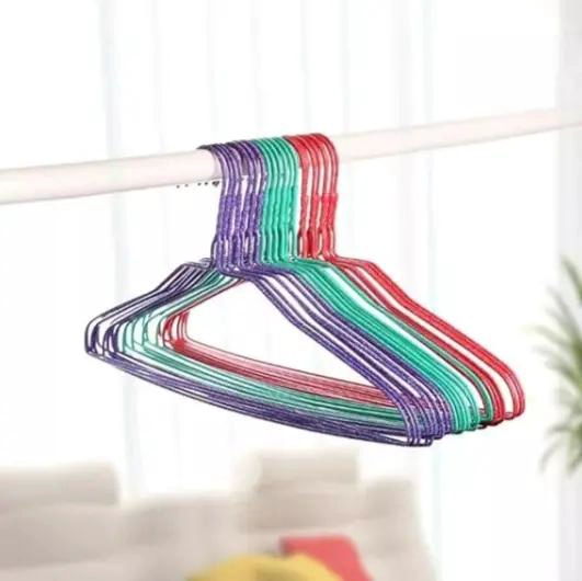 SET DE 10 COLGADORES ANTIDESLIZANTES PARA ROPA - 6