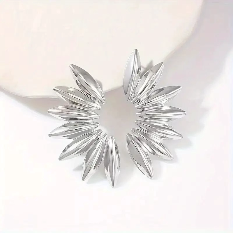 AROS ELEGANTES EN FORMA DE ABANICO PARA EVENTOS ESPECIALES - 3