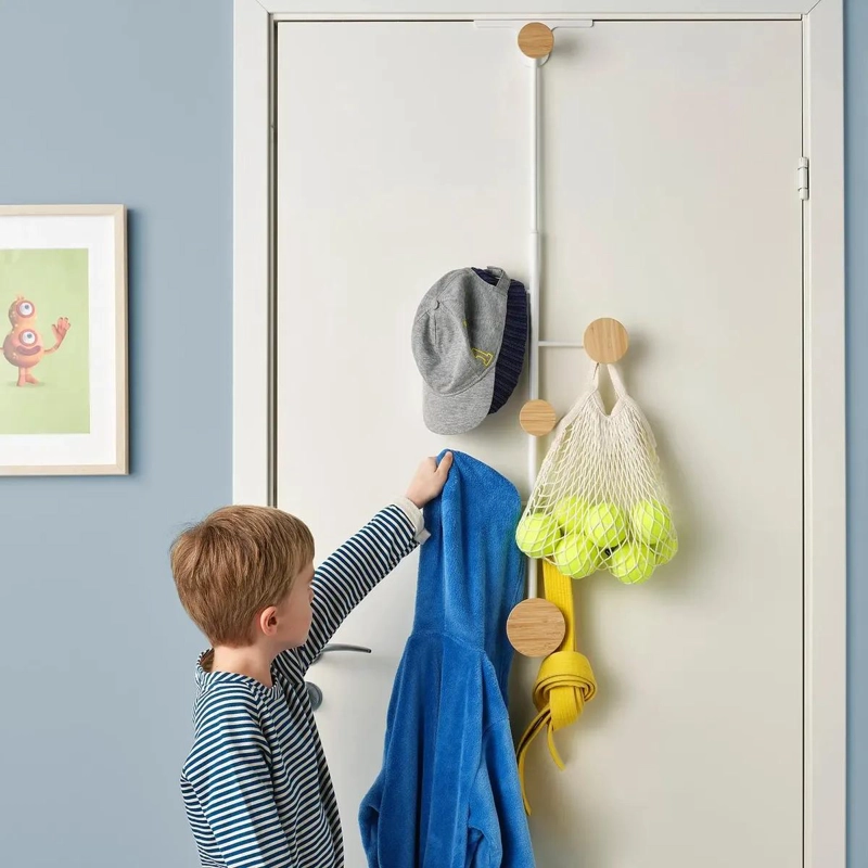 PERCHERO REGULABLE PARA PUERTA INFANTIL DE ACERO Y BAMBU - 3