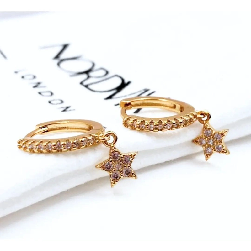 ARGOLLA COLGANTE DE PLATA 925 CON ESTRELLA Y CIRCONITAS BLANCAS - 4