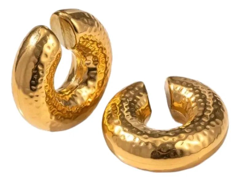 PAR DE MAXI EARCUFF TEXTURIZADOS EN BAÑO DE ORO 18K - 1