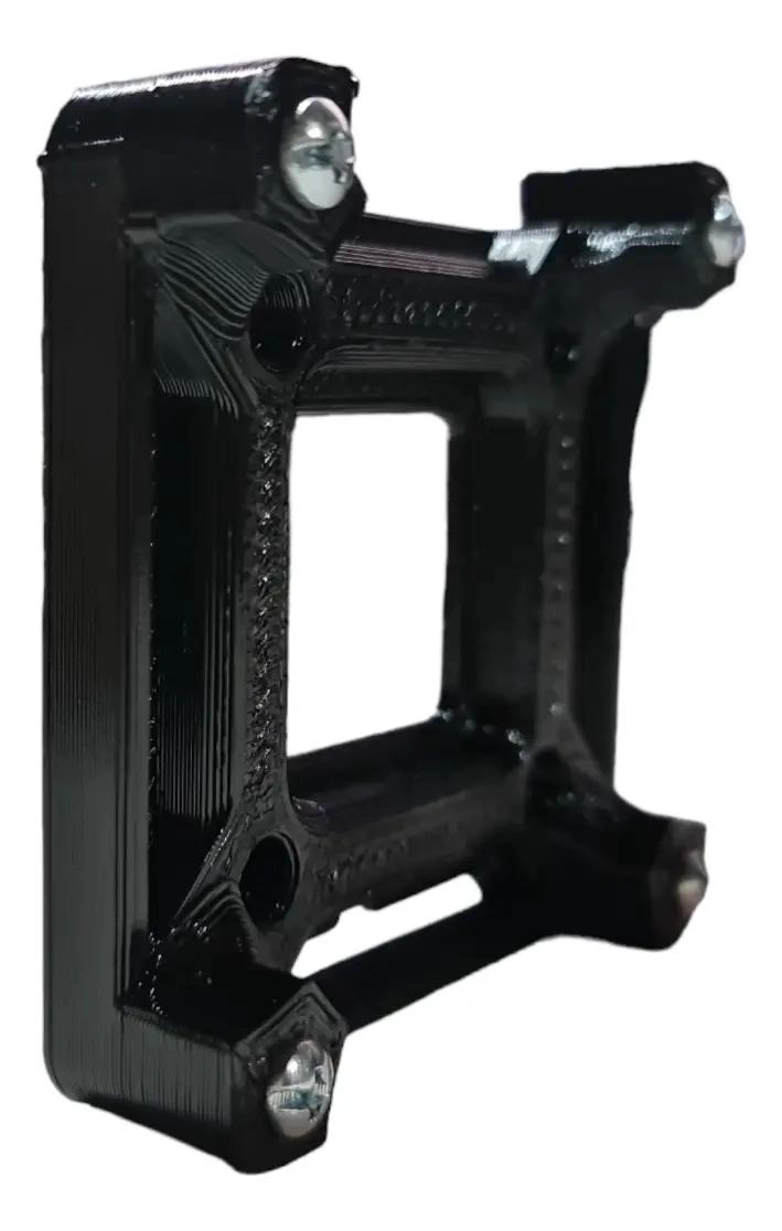 ADAPTADOR VESA PARA MONITORES DE 24 Y 27 PULGADAS - 7