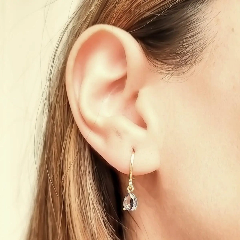AROS DE ARGOLLA GOTA CON CIRCON MORADO ENCHAPADOS EN ORO 18K - 4