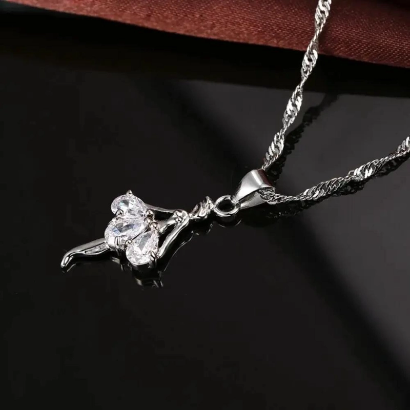 SET DE JOYAS ELEGANTES CON AROS Y COLLAR DE PLATA 925 - 2