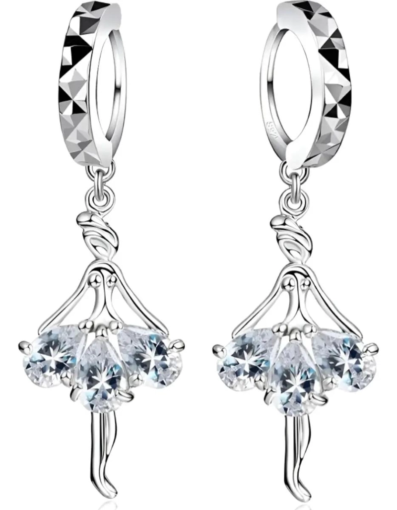 SET DE JOYAS ELEGANTES CON AROS Y COLLAR DE PLATA 925 - 6