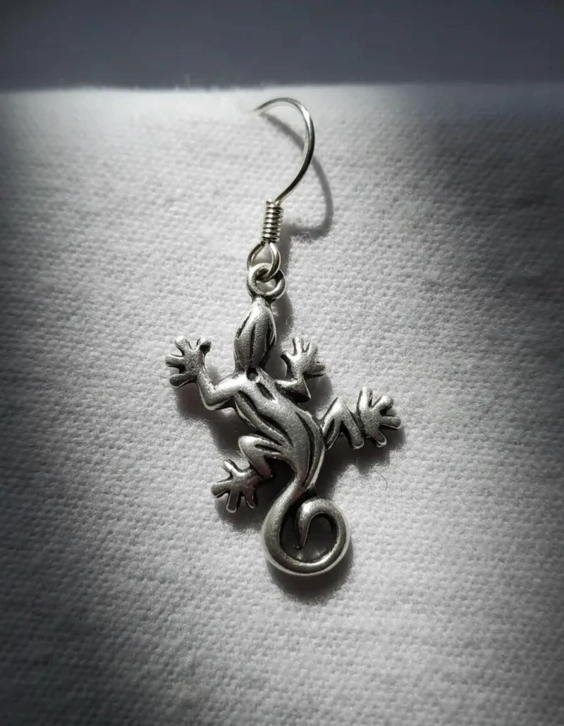 AROS DE PLATA 925 CON DISEÑO DE LAGARTO DE SUERTE - 4