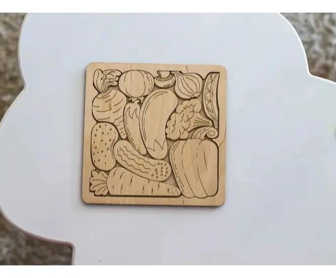 ROMPECABEZA DE MADERA DE 12 PIEZAS CON VEGETALES - 3