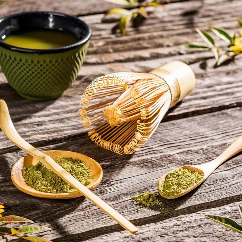 JUEGO DE UTENSILIOS DE BAMBU PARA PREPARAR TE  MATCHA CON BATIDOR Y CUCHARAS - 3