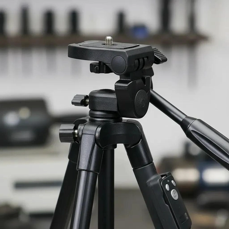 TRIPODE PROFESIONAL CON BLUETOOTH PARA CELULAR Y CAMARA DE 128 CM - 10