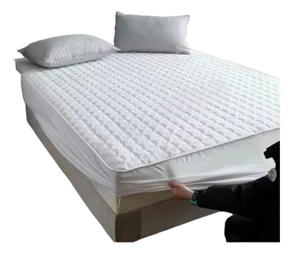 CUBRE COLCHON IMPERMEABLE PARA PLAZA Y MEDIA CON FUNDA - 1