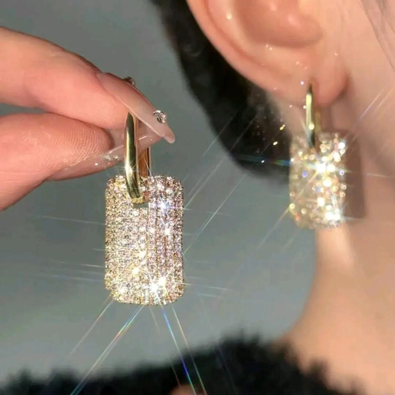 AROS LARGOS ELEGANTES CON CIRCONES EN BAÑO DE ORO 18K - 4
