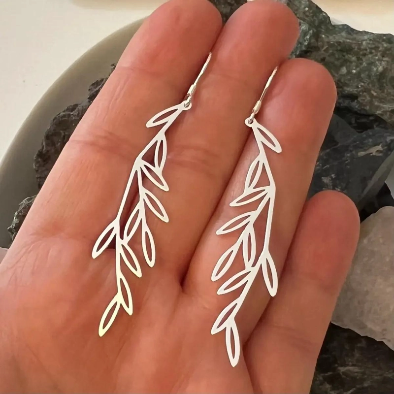 AROS LARGOS DE PLATA 925 CON DISEÑO DE HOJAS - 2