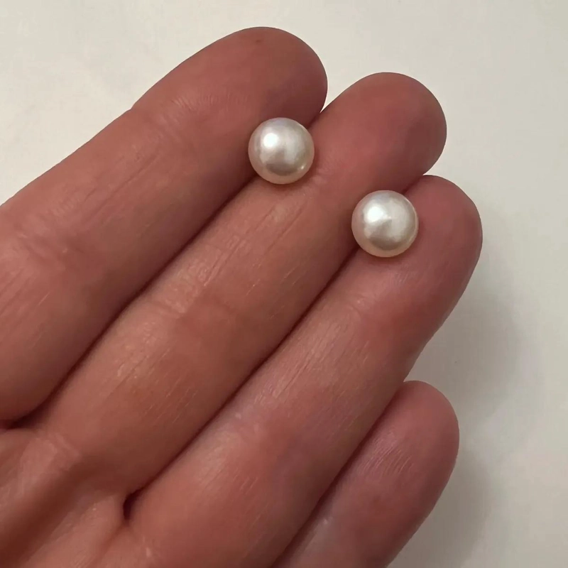 AROS DE PERLA ACHATADA NATURAL EN PLATA 925 DE 7 MM - 2