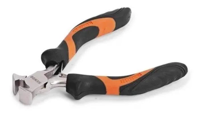 CUCHILLO DE COCINA CON MANGO DE GOMA - 1