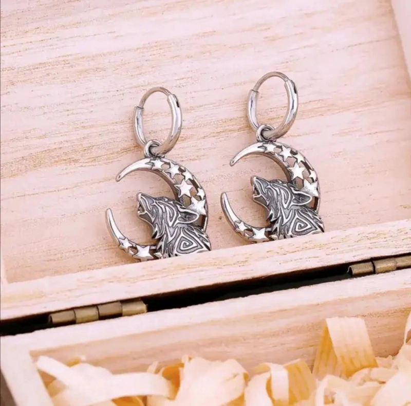 AROS VIKINGOS CON DISEÑO DE LOBO NORDICO Y LUNA EN ACERO INOXIDABLE - 3