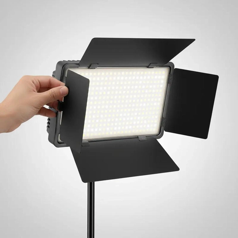 KIT DE ILUMINACION LED U-800 CON TRIPODE Y ACCESORIOS - 5