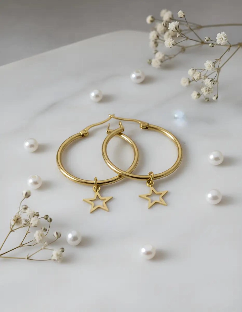 AROS ARGOLLAS CON DIJE DE ESTRELLA EN ACERO DORADO 30MM - 1