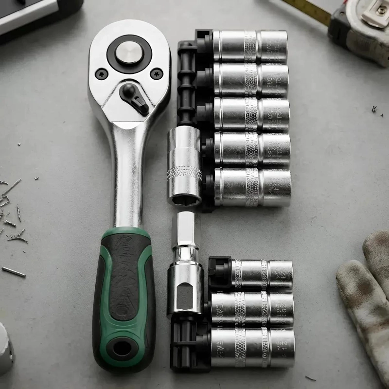 SET DE LLAVE CHICHARRA CON DADOS HEXAGONALES 12 PIEZAS - 7