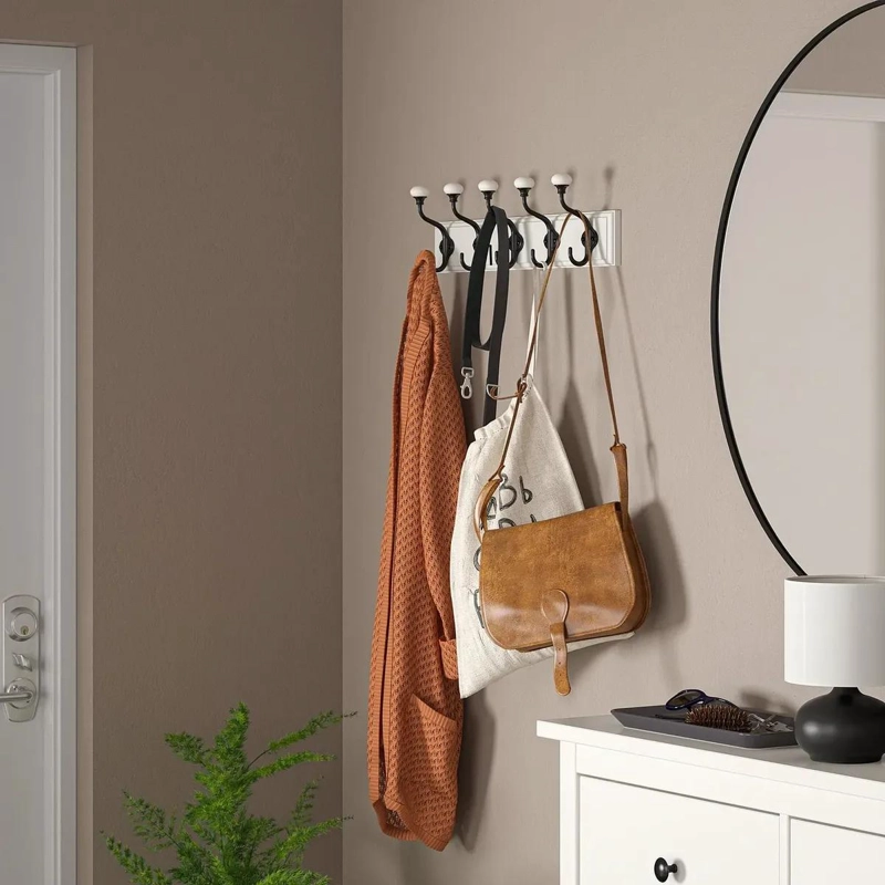 PERCHERO DE PARED CON 5 GANCHOS DOBLES Y POMOS DE PORCELANA - 2