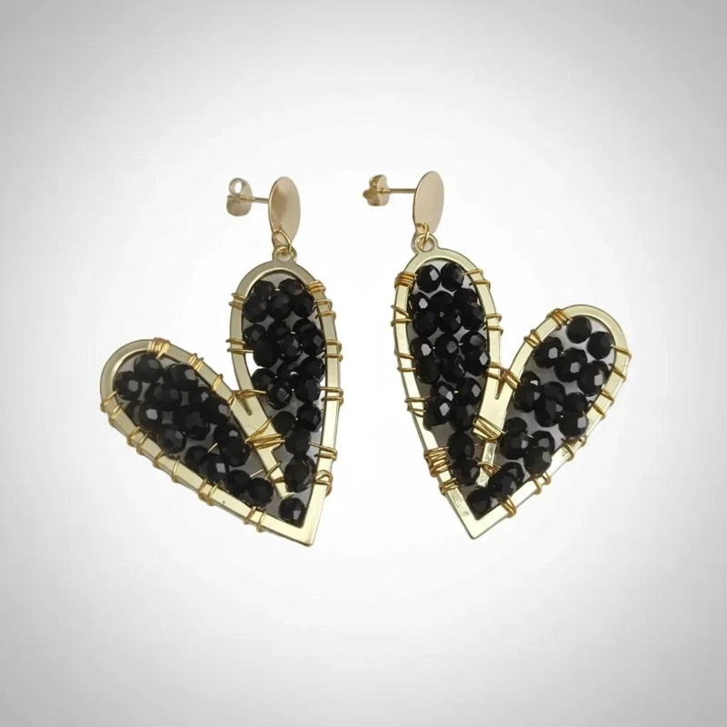 AROS LARGOS DE CORAZON CON PIEDRAS NEGRAS EN BAÑO DE ORO - 7