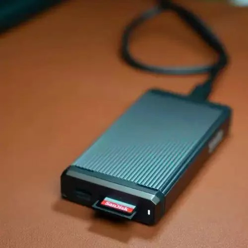 TARJETA DE MEMORIA SD UHS-I DE 64 GB PARA ALMACENAMIENTO RAPIDO - 3