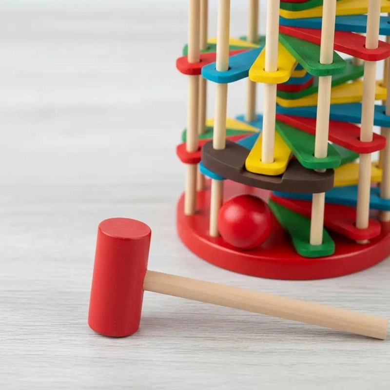 TORRE DE GOLPEO DE MADERA CON MARTILLO Y PELOTAS DE COLORES - 3