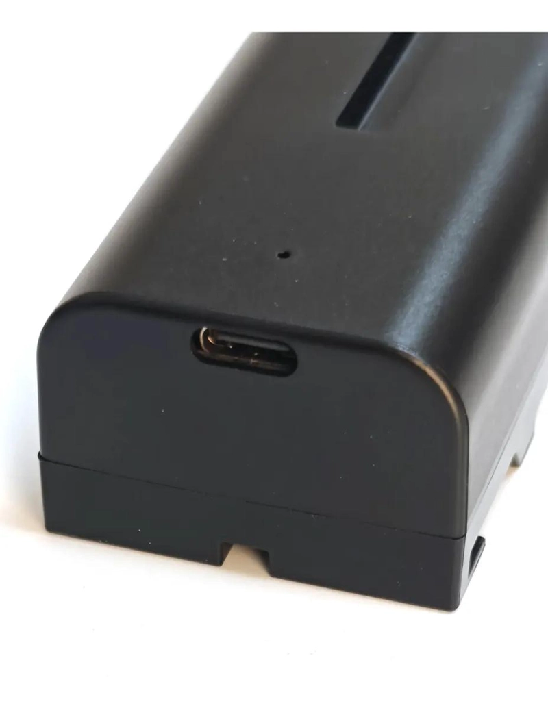 BATERIA PORTATIL CON CARGA USB-C Y ALTA CAPACIDAD - 6
