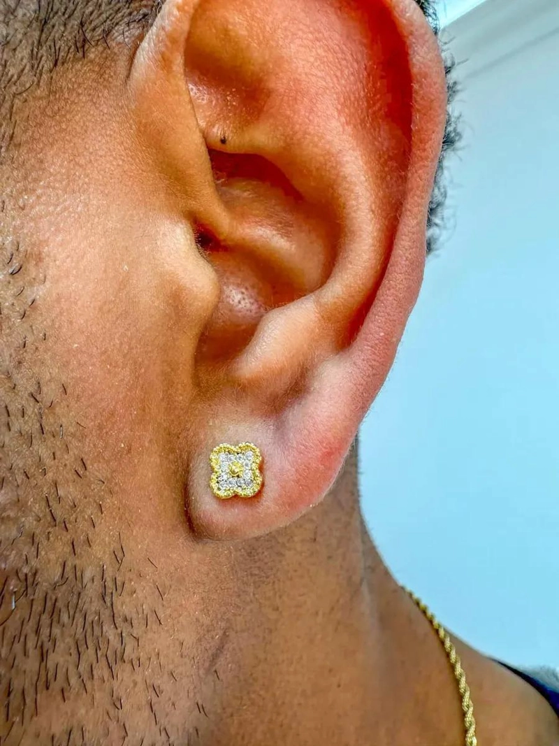 AROS CLOVER CON CIRCONIAS EN ORO LAMINADO 18K - 3