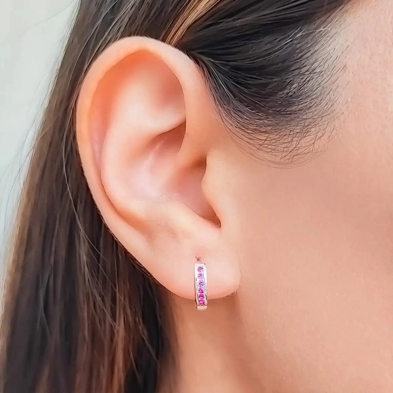 AROS ARGOLLA MINI CIRCONES FUCSIA EN PLATA FINA 925 - 1