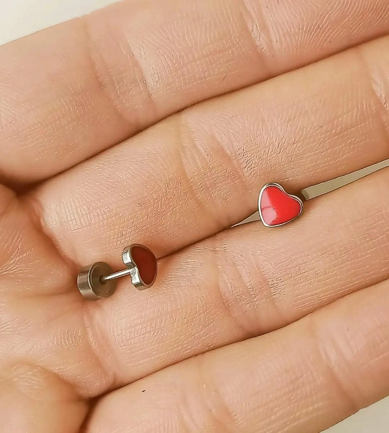 AROS DE CORAZON ROJO HIPOALERGE NICOS PARA BEBE - 5